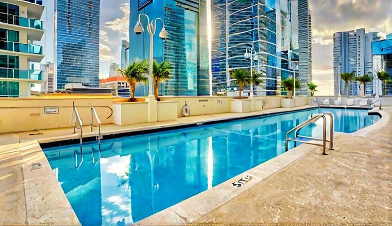 Апартаменты Elegant Centric Vibrant Pool Jacuzzi Free Parking Майами Экстерьер фото